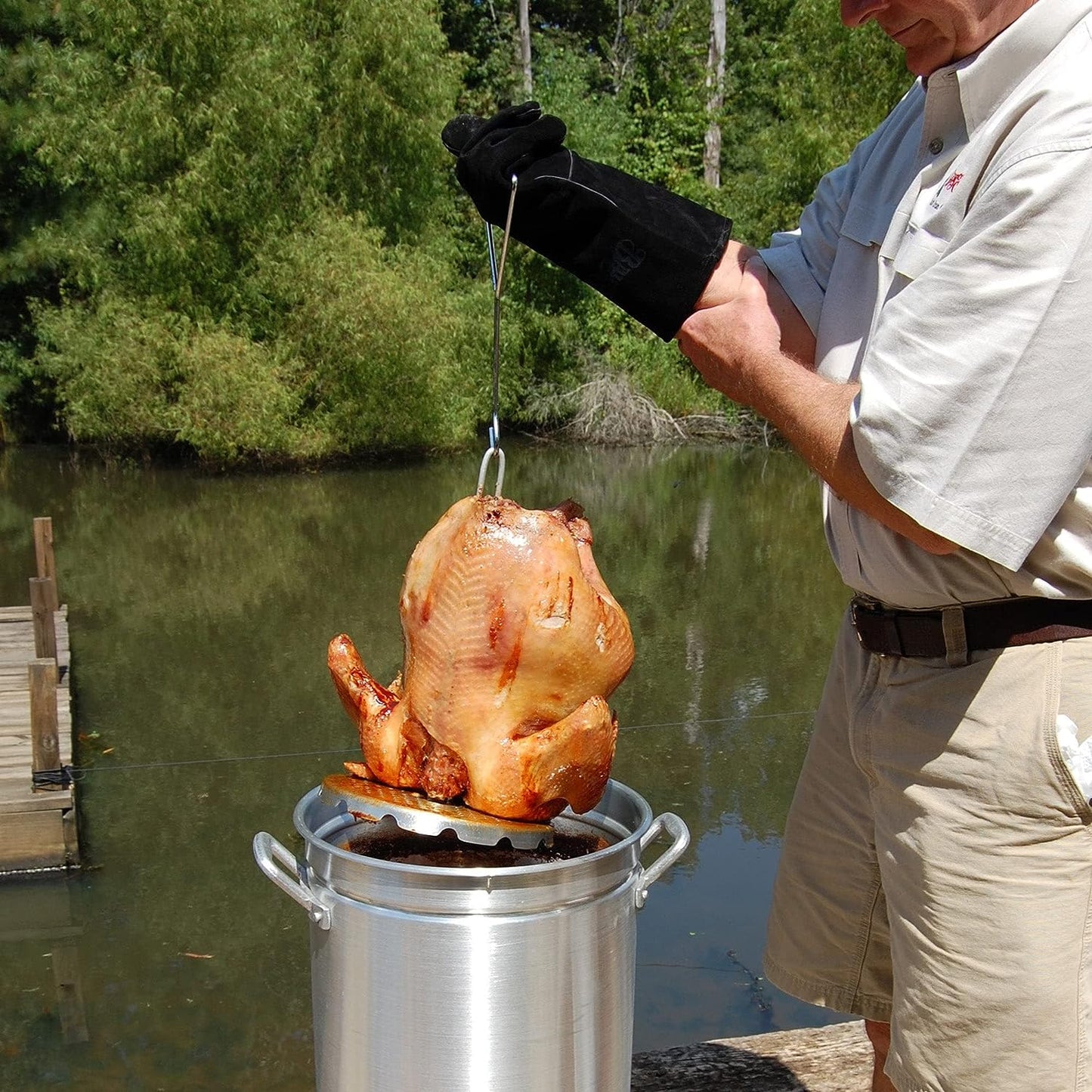 1198 - Bayou Classic 44-Qt Stainless Grand Gobbler | Turkey Fryer with Basket